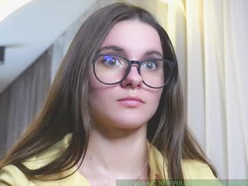 webcam girl lorettadunnell live cam image #11186221