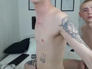 webcam man 620two live cam image #5359982