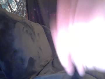 webcam girl caliiibb live cam image #4445763
