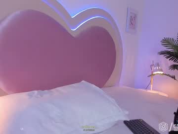 webcam girl danii_xoxo live cam image #9218571