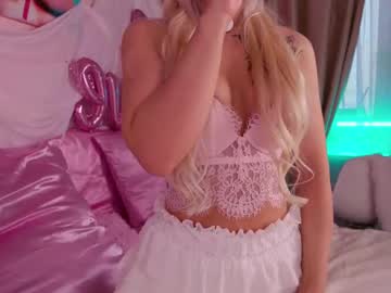 webcam girl jollly_belle live cam image #12423747