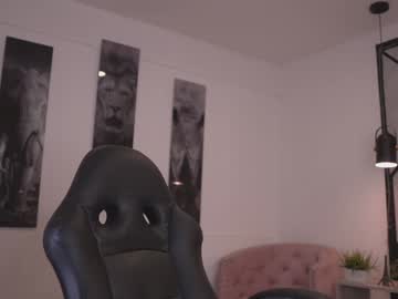 webcam girl laura_roldan live cam image #9902650