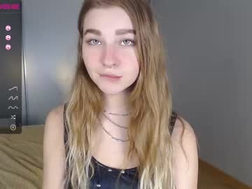 webcam girl zoe_0 live cam image #393857