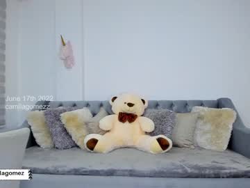 webcam girl camilagomezz live cam image #2760949