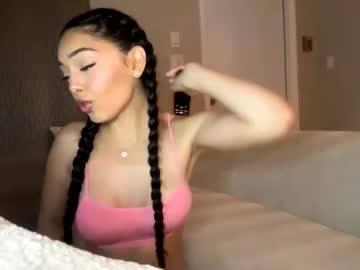 webcam girl dreamy_gabriella01 live cam image #10654952