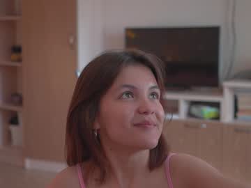 webcam girl tiny_miracle live cam image #10254696