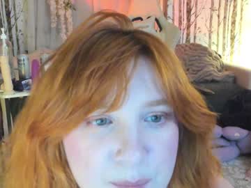 webcam girl juliette_garden live cam image #8173246
