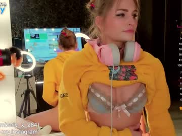 webcam girl queenafina live cam image #5436148