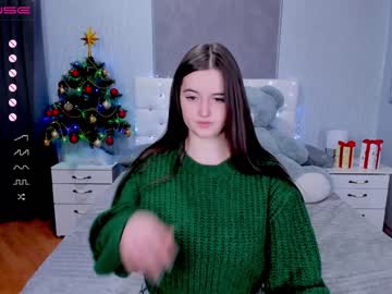 webcam girl emmika_ live cam image #1058574