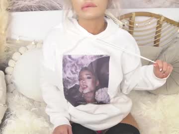 webcam girl yourmidnightcoffee live cam image #1047351