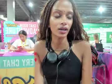 webcam girl sasha_amour live cam image #9803975