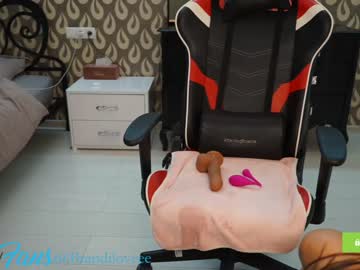 webcam girl brandiloveee live cam image #1534261