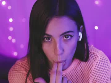 webcam girl gia_baker live cam image #1324813