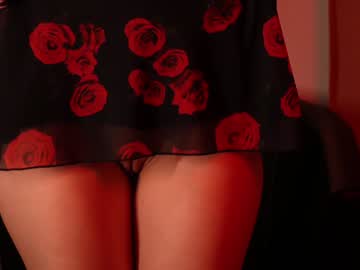webcam girl girl_i_am live cam image #12838718