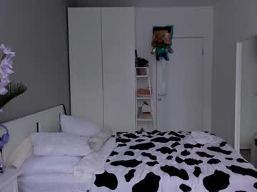 webcam girl gin_yoon live cam image #10293147