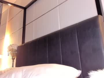 webcam girl lil_mayaa live cam image #3185375