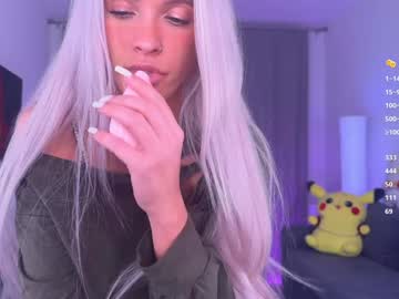 webcam girl blush_mikki live cam image #12096504
