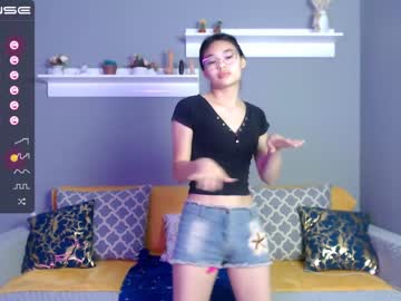 webcam girl little_v1rgin_angel live cam image #2822102