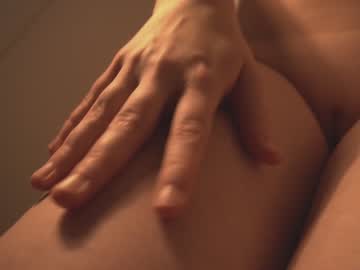 webcam girl bibi_it_is live cam image #683460