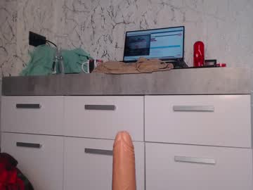 webcam girl simplegirl1996 live cam image #4027384