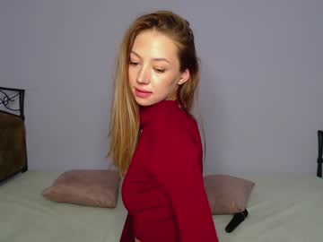 webcam girl breeding_material live cam image #7005150