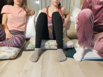 webcam girl its_time4 live cam image #11321403