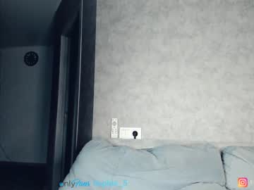webcam girl sophie_5 live cam image #1039577