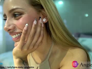 webcam girl nina_mon live cam image #6500456