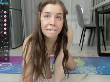 webcam girl monika_youthfull live cam image #5312679