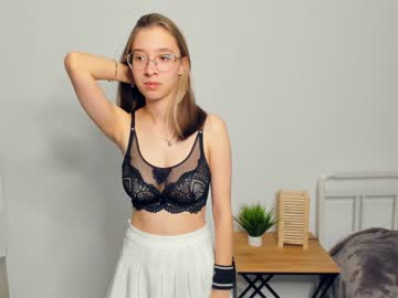 webcam girl crazy_selfi live cam image #7298967