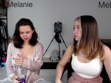 webcam couple melnextd live cam image #3550288