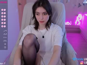 webcam girl lily_ewing live cam image #5603958
