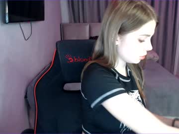 webcam girl tripleprinces live cam image #5606176