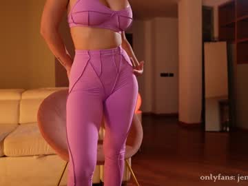 webcam girl therealbonnieclydex live cam image #9664058