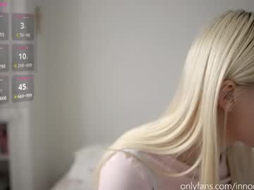 webcam girl pureangeldolores live cam image #11495621