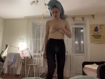 webcam girl holydori live cam image #11137409