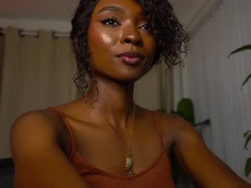 webcam girl tayraparadise live cam image #140446