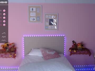 webcam girl little_effy18 live cam image #684256