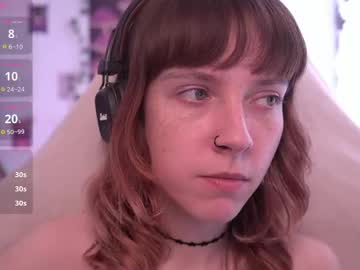 webcam girl just_busking live cam image #12721624
