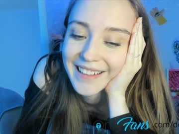 webcam girl dora_dds live cam image #911704