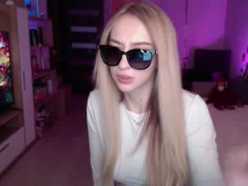 webcam girl gudeeetama live cam image #480684