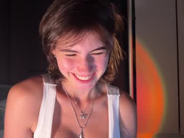 webcam girl helensheaven live cam image #9830845