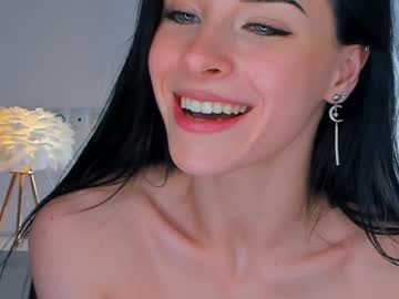 webcam girl uwunikaa live cam image #9571996