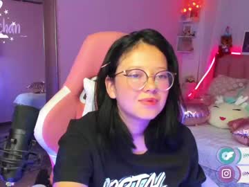 webcam girl maru_chan_ live cam image #5084644