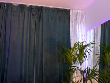 webcam girl juicyandthepussyblvd live cam image #1643157