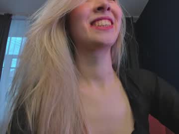webcam girl milablush live cam image #7389553