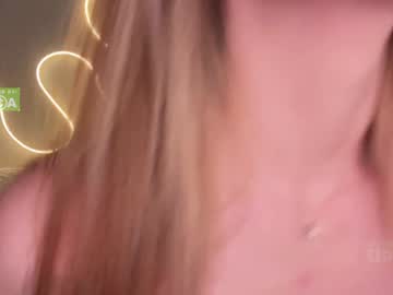webcam girl emmaandjake live cam image #11071243