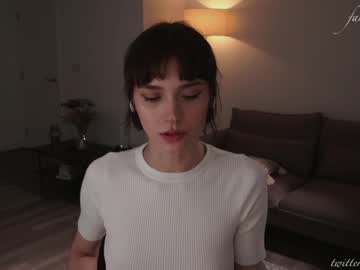 webcam girl luna_ai live cam image #10078435
