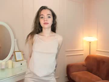 webcam girl missing_kitten live cam image #6181653