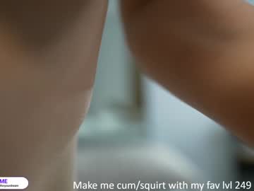 webcam girl dovia live cam image #9749722